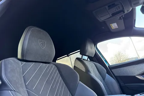 20 of 67 for PEUGEOT E-5008 73kWh GT Auto 5dr