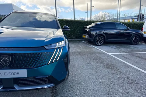 25 of 67 for PEUGEOT E-5008 73kWh GT Auto 5dr
