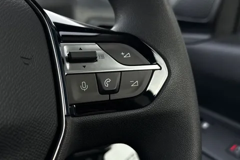 34 of 45 for PEUGEOT Partner 1.5 BlueHDi 1000 Professional Standard Panel Van SWB Euro 6 (s/s) 5dr