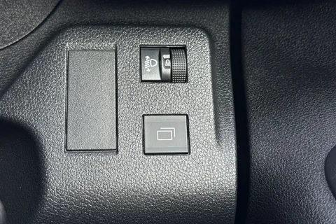 38 of 45 for PEUGEOT Partner 1.5 BlueHDi 1000 Professional Standard Panel Van SWB Euro 6 (s/s) 5dr