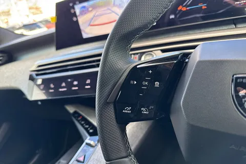 41 of 67 for PEUGEOT E-5008 73kWh GT Auto 5dr