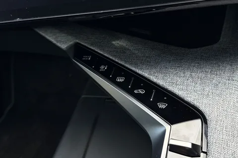 55 of 67 for PEUGEOT E-5008 73kWh GT Auto 5dr