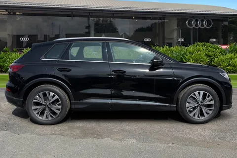  Audi Q4 e-tron 45 Sport Auto quattro 5dr 82kWh Thumbnail #4