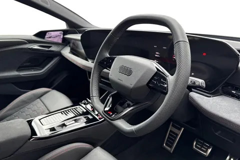 DL74PYT Audi S6 E-Tron Avant 100kWh Launch Edition Auto quattro 5dr Thumbnail #8