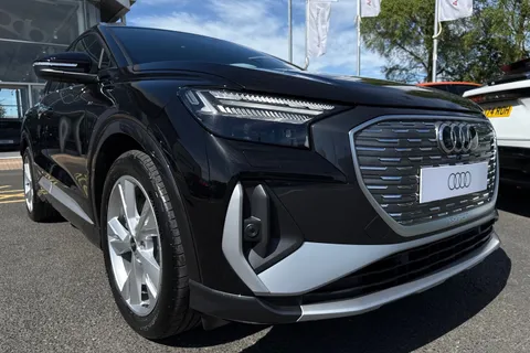  Audi Q4 e-tron 35 S line Auto 5dr 55kWh Thumbnail #9