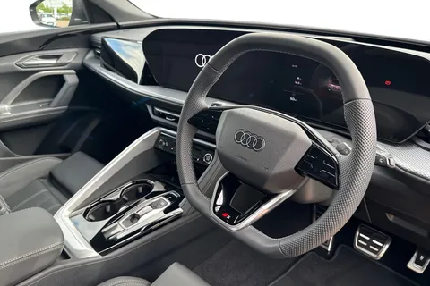 Audi Q5 2.0 TDI S line S Tronic quattro Euro 6 (s/s) 5dr Thumbnail #14