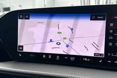 Audi Q5 2.0 TDI S line S Tronic quattro Euro 6 (s/s) 5dr Thumbnail #17