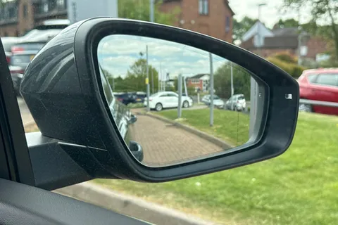 Audi Q5 2.0 TDI S line S Tronic quattro Euro 6 (s/s) 5dr Thumbnail #21