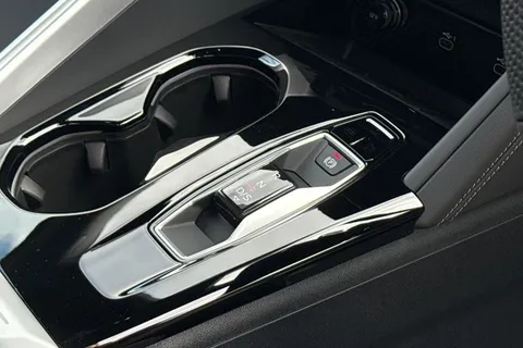 Audi Q5 2.0 TDI S line S Tronic quattro Euro 6 (s/s) 5dr Thumbnail #23