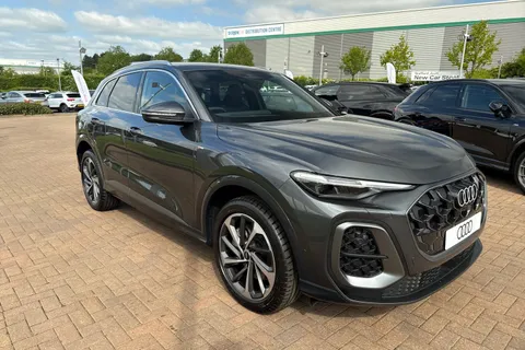 Audi Q5 2.0 TDI S line S Tronic quattro Euro 6 (s/s) 5dr Thumbnail #25