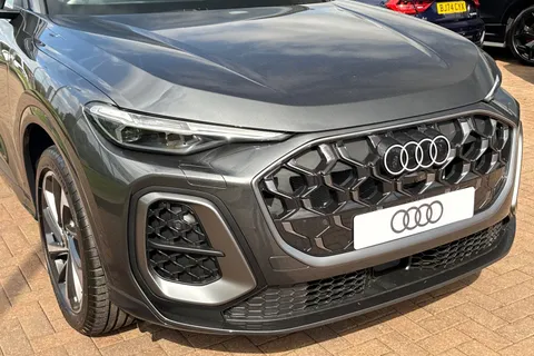 Audi Q5 2.0 TDI S line S Tronic quattro Euro 6 (s/s) 5dr Thumbnail #29