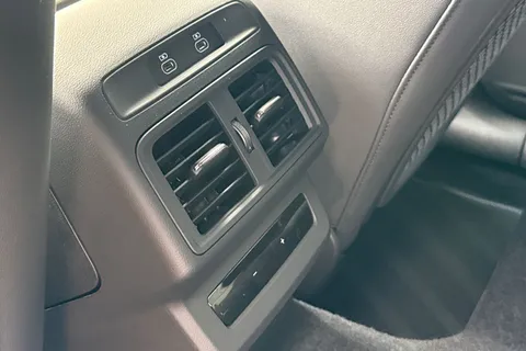 Audi Q5 2.0 TDI S line S Tronic quattro Euro 6 (s/s) 5dr Thumbnail #43