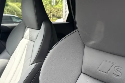 Audi Q5 2.0 TDI S line S Tronic quattro Euro 6 (s/s) 5dr Thumbnail #44