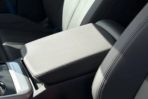 Audi Q5 2.0 TDI S line S Tronic quattro Euro 6 (s/s) 5dr Thumbnail #46