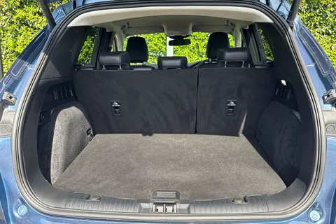 YH22YLJ Ford Kuga 1.5 EcoBlue Titanium Euro 6 (s/s) 5dr Thumbnail #7