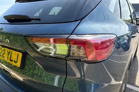 YH22YLJ Ford Kuga 1.5 EcoBlue Titanium Euro 6 (s/s) 5dr Thumbnail #8