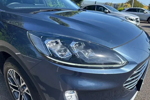 YH22YLJ Ford Kuga 1.5 EcoBlue Titanium Euro 6 (s/s) 5dr Thumbnail #9