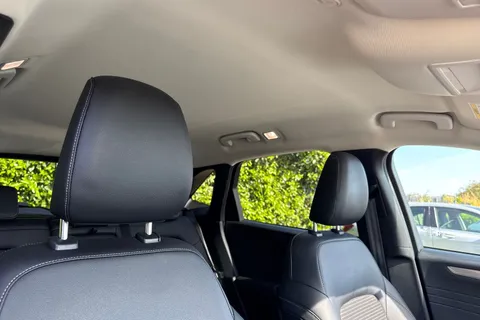 YH22YLJ Ford Kuga 1.5 EcoBlue Titanium Euro 6 (s/s) 5dr Thumbnail #24