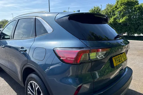 YH22YLJ Ford Kuga 1.5 EcoBlue Titanium Euro 6 (s/s) 5dr Thumbnail #31