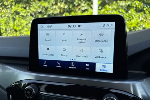 YH22YLJ Ford Kuga 1.5 EcoBlue Titanium Euro 6 (s/s) 5dr Thumbnail #54