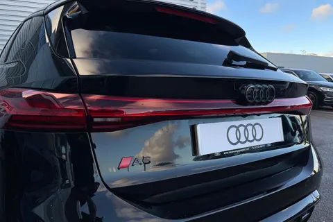 PJ74VDL Audi A6 E-Tron Avant 100kWh Launch Edition Auto 5dr Thumbnail #8