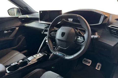 13 of 42 for PEUGEOT e-2008 50kWh GT Auto 5dr (7kW Charger)