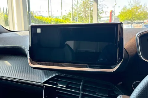 16 of 42 for PEUGEOT e-2008 50kWh GT Auto 5dr (7kW Charger)