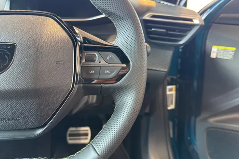 29 of 42 for PEUGEOT e-2008 50kWh GT Auto 5dr (7kW Charger)