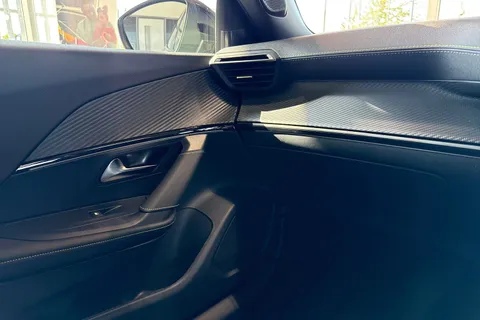 32 of 42 for PEUGEOT e-2008 50kWh GT Auto 5dr (7kW Charger)