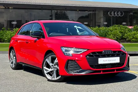 Audi A3 Black Edition 35 TFSI 150 PS 6-speed