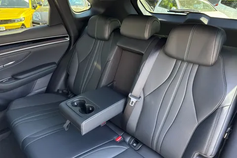  BYD Seal U 1.5 DM-i 18.3kWh Boost CVT Auto Euro 6 (s/s) 5dr Thumbnail #14