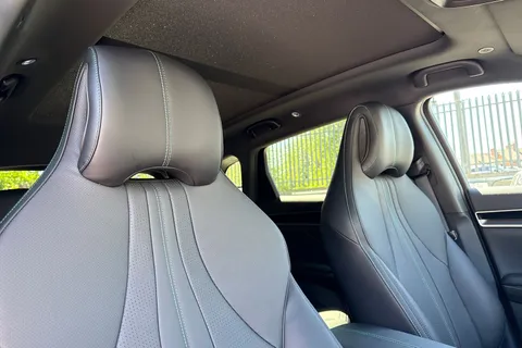  BYD Seal U 1.5 DM-i 18.3kWh Boost CVT Auto Euro 6 (s/s) 5dr Thumbnail #21