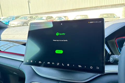  BYD Seal U 1.5 DM-i 18.3kWh Boost CVT Auto Euro 6 (s/s) 5dr Thumbnail #46