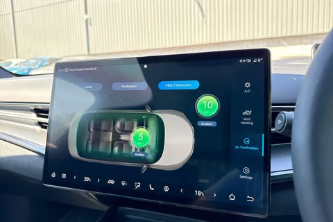 BYD SEAL 82.5kWh Excellence Auto AWD 4dr Thumbnail #54