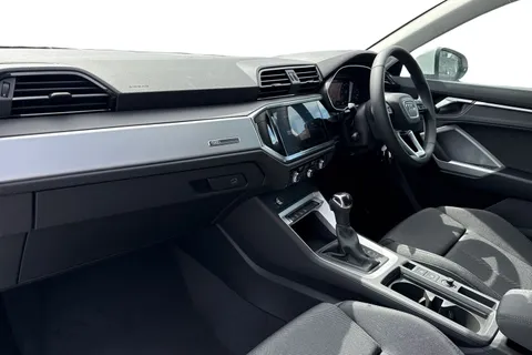 Audi Q3 2.0 TDI 35 Sport Sportback 5dr Diesel S Tronic Euro 6 (s/s) (150 ps) Thumbnail #9