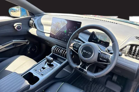 BYD ATTO 3 60.48kWh Design SUV 5dr Electric Auto (204 ps) Thumbnail #8