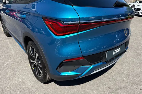 BYD ATTO 3 60.48kWh Design SUV 5dr Electric Auto (204 ps) Thumbnail #16