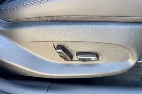 BYD ATTO 3 60.48kWh Design SUV 5dr Electric Auto (204 ps) Thumbnail #32