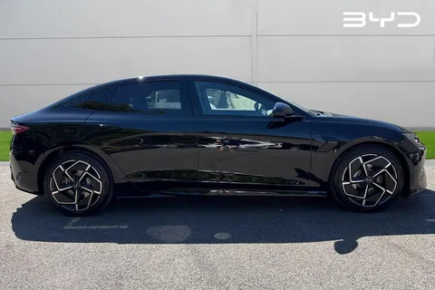 BYD SEAL 82.5kWh Design Saloon 4dr Electric Auto (312 ps) Thumbnail #4