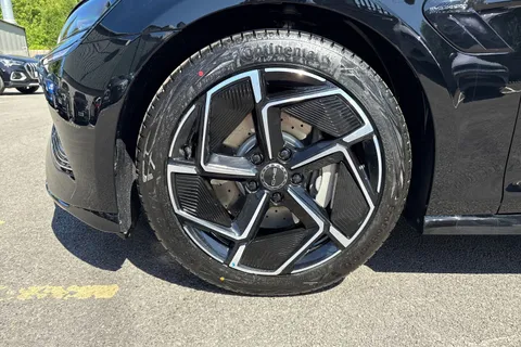 BYD SEAL 82.5kWh Design Saloon 4dr Electric Auto (312 ps) Thumbnail #7