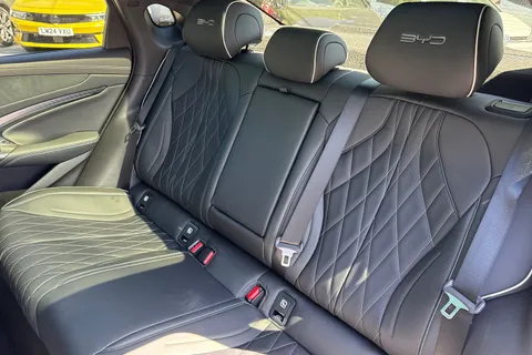 BYD SEAL 82.5kWh Design Saloon 4dr Electric Auto (312 ps) Thumbnail #14