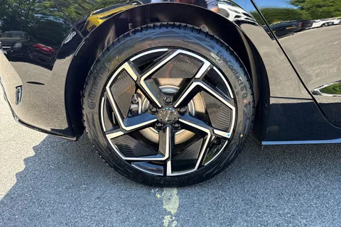 BYD SEAL 82.5kWh Design Saloon 4dr Electric Auto (312 ps) Thumbnail #23