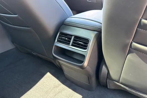 BYD SEAL 82.5kWh Design Saloon 4dr Electric Auto (312 ps) Thumbnail #30