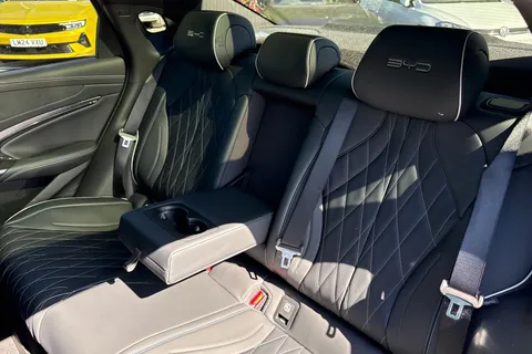 BYD SEAL 82.5kWh Design Saloon 4dr Electric Auto (312 ps) Thumbnail #14