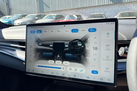 BYD SEAL 82.5kWh Design Saloon 4dr Electric Auto (312 ps) Thumbnail #19