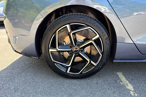 BYD SEAL 82.5kWh Design Saloon 4dr Electric Auto (312 ps) Thumbnail #23