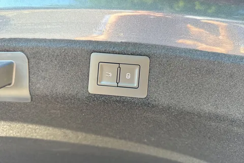 BYD SEAL 82.5kWh Design Saloon 4dr Electric Auto (312 ps) Thumbnail #30