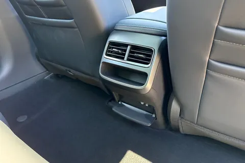 BYD SEAL 82.5kWh Design Saloon 4dr Electric Auto (312 ps) Thumbnail #31