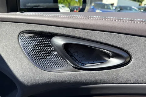 BYD SEAL 82.5kWh Design Saloon 4dr Electric Auto (312 ps) Thumbnail #32