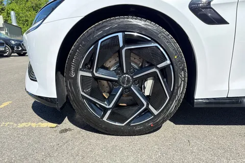  BYD SEAL 82.5kWh Excellence Saloon 4dr Electric Auto AWD (530 ps) Thumbnail #7